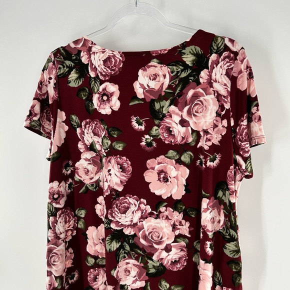 J Mode Size 2X Floral Short Sleeve Criss Cross Lattice Scoop Neckline Mini Dress - Picture 6 of 10